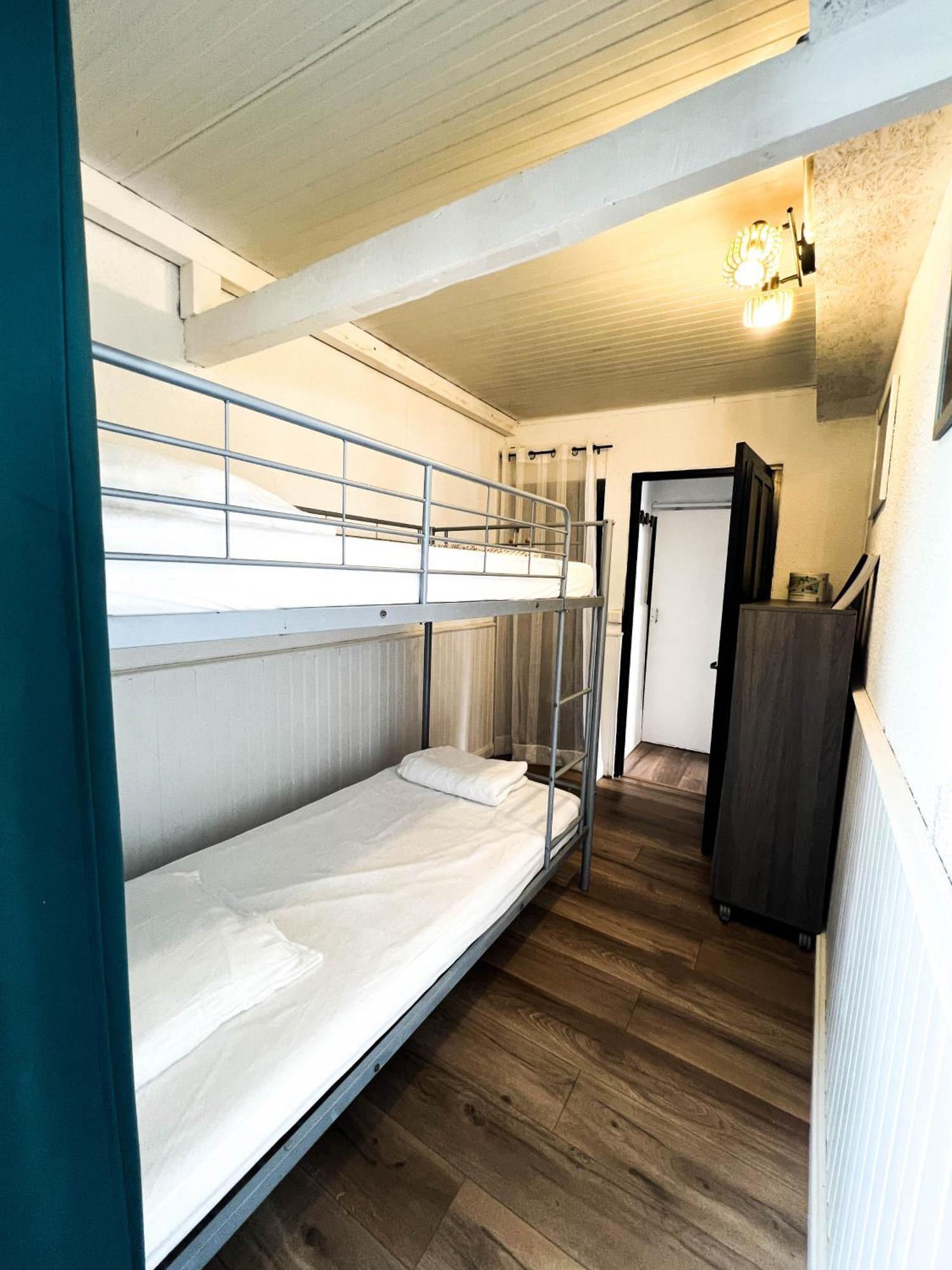 Maisonnette De Pecheur Chauffee Et Climatisee Пор-ла-Нувель Екстер'єр фото